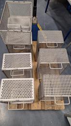 8x RVS (316!) Geperforeerde Gaaskratten Kisten kratten Nieuw, Doe-het-zelf en Verbouw, Kratten en Dozen, Ophalen, 40 tot 60 cm
