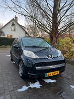 Peugeot 107 1.0 Sportium 5DR, Auto's, Peugeot, Voorwielaandrijving, Euro 5, Stof, Zwart