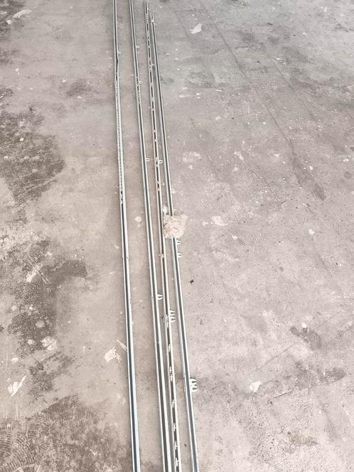 Gordijnrails 6x 2 tot 4 meter uitschuifbaar., Huis en Inrichting, Stoffering | Gordijnen en Lamellen, Gebruikt, 200 cm of meer