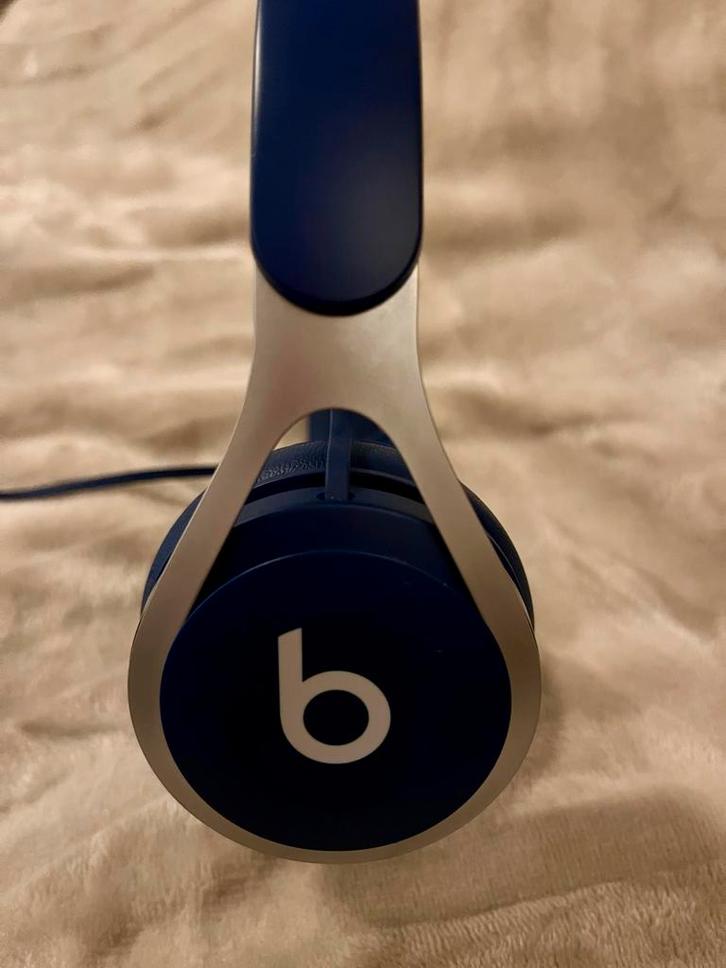 Beats Koptelefoon - Uitstekende Geluidskwaliteit!, Computers en Software, Headsets, Gebruikt, On-ear, Bedraad, Volumeregelaar