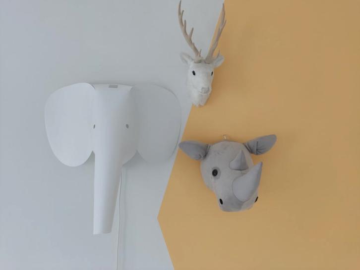 Wanddecoratie Kindkamer: Dierenkoppen + Olifant Lamp, Huis en Inrichting, Woonaccessoires | Wanddecoraties, Zo goed als nieuw