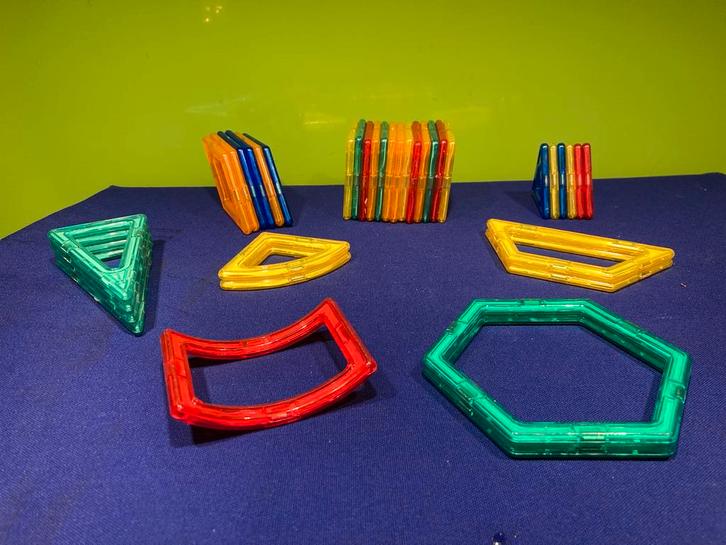 Magnetisch Bouwspeelgoed - Magformers Alternatief, Kinderen en Baby's, Speelgoed | Bouwstenen, Gebruikt, Overige merken, Ophalen of Verzenden
