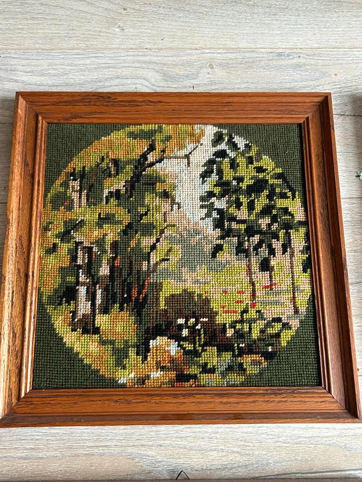 Vintage Borduurwerk Landschap in Houten Lijst, Antiek en Kunst, Antiek | Kleden en Textiel, Ophalen