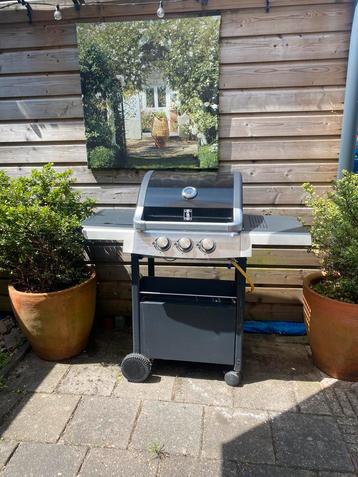 Barbecue op gas beschikbaar voor biedingen