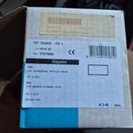 NIEUWE ETN KAST MET VERHOOGD DEKSEL HK110-S2  AFM 220X110MM, Hobby en Vrije tijd, Elektronica-componenten, Ophalen of Verzenden