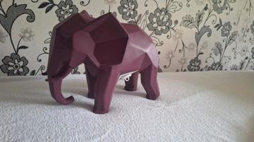 Coco Maison geometrische olifant beschikbaar voor biedingen