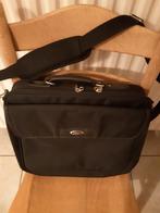 Targus laptop  tas met schouderband zgan, Computers en Software, Laptoptassen, Ophalen of Verzenden, 17 inch of meer, Zo goed als nieuw