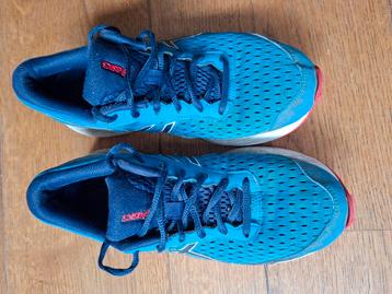 Asics hardloopschoenen maat 37,5 beschikbaar voor biedingen