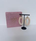 LOTT Beige oorbellen, Sieraden, Tassen en Uiterlijk, Oorbellen, Overige materialen, Hangers, Beige, Ophalen of Verzenden