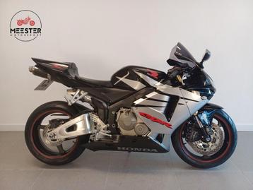 HONDA CBR 600 RR (bj 2005) LASER uitlaat cbr600rr cbr600  beschikbaar voor biedingen