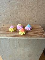 4 taartjes snoep - hxb 1x1.5cm - kunststof, Ophalen of Verzenden, Zo goed als nieuw, Poppenhuis