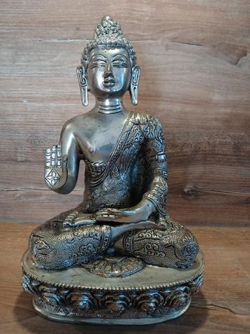 Abhaya Mudra Boeddha Beeld beschikbaar voor biedingen