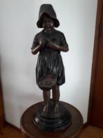 GROOT BEELD VAN MEISJE MET DUIF, 62 CM, Ophalen of Verzenden