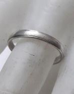 Mooie zilveren bandring met twee richels 925 en merkje, Ophalen, 19 tot 20, Zo goed als nieuw, Dame of Heer