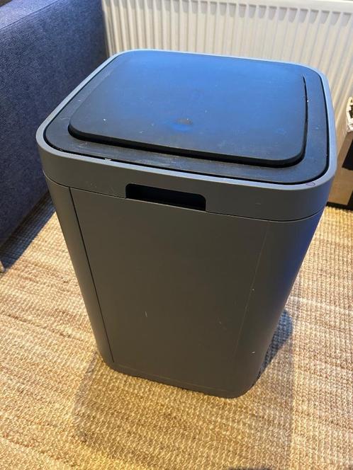 Prullenbak, Huis en Inrichting, Woonaccessoires | Prullenbakken, Gebruikt, Kunststof, 50 tot 75 cm, 40 liter of meer, Ophalen