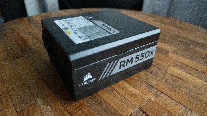 Corsair RM550x – 550W 80+ Gold, Computers en Software, Interne voedingen, Gebruikt, Ophalen