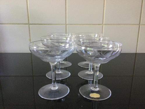 Lotusblume Geschirr, Duitsland, advocaatroemers met 6 lepels, Verzamelen, Glas en Borrelglaasjes, Zo goed als nieuw, Borrel- of Shotglas
