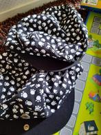 Ernst en Bobbie pet, Ophalen of Verzenden, Zo goed als nieuw