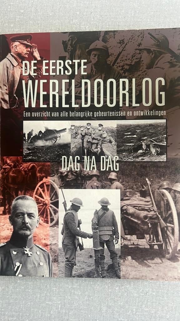 Dag na dag / Ian Westwell, Boeken, Ophalen of Verzenden, Voor 1940, Zo goed als nieuw