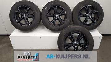 Velgen set + banden van een Landrover Discovery beschikbaar voor biedingen
