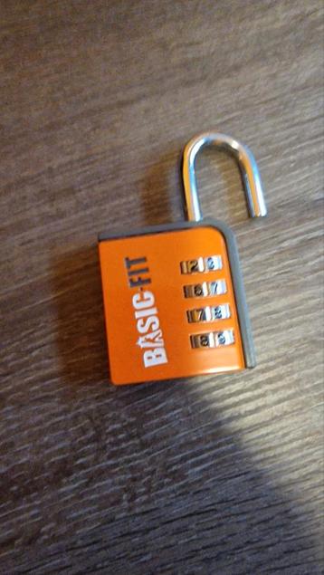 Basic-Fit Cijferslot beschikbaar voor biedingen