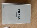 Prada boek, Boeken, Ophalen of Verzenden, Zo goed als nieuw, Overige onderwerpen