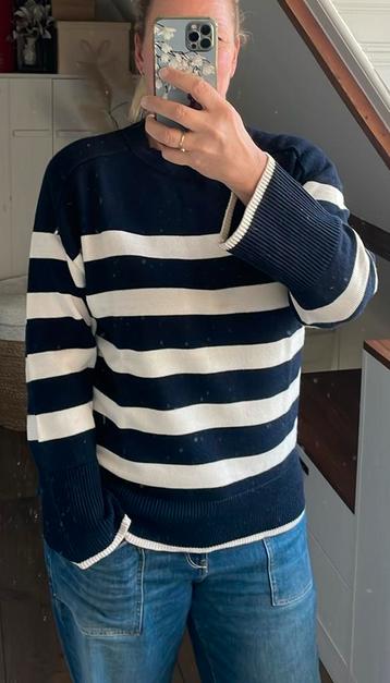 COS oversized gestreepte trui beschikbaar voor biedingen
