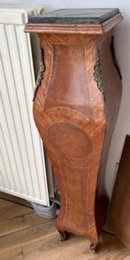 Antieke standaard voor mooi beeldje, plant etc.. Zeldzaam !, Huis en Inrichting, Woonaccessoires | Zuilen en Pilaren, Ophalen