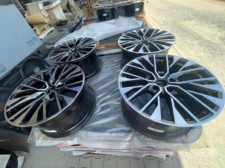 Audi e-tron GT RS velgen 20 inch 4J3601025CF titanium NIEUW, Auto-onderdelen, Banden en Velgen, Gebruikt, Ophalen of Verzenden