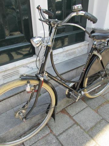 Gazelle Toer Populair omafiets met 3 V beschikbaar voor biedingen