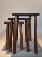 Vintage set bijzettafeltjes eiken hout brutalist tafeltjes, Minder dan 45 cm, Minder dan 55 cm, Gebruikt, .