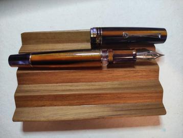 Leonardo momento zero grande 2.0 Sea Anemone fountain pen  beschikbaar voor biedingen