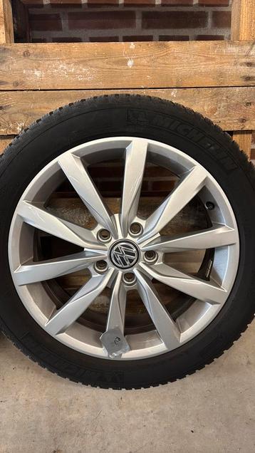 Winterbanden set voor VW Golf 7 beschikbaar voor biedingen