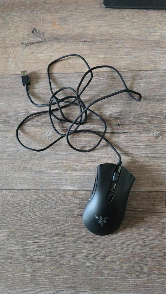 Razer DeathAdder V2 Muis, Computers en Software, Muizen, Gebruikt, Muis, Rechtshandig, Bedraad, Ergonomisch, Gaming muis, Ophalen