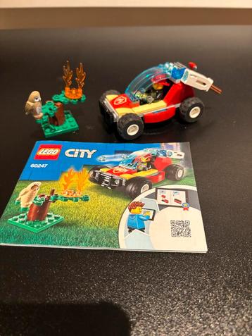 Lego City 60247 - Bosbrand Bluswagen beschikbaar voor biedingen