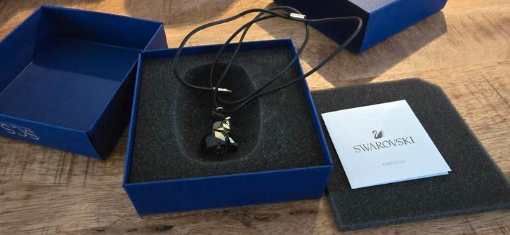 Swarovski SCS Jaar Geschenk 2023 - Olifant Hanger, Sieraden, Tassen en Uiterlijk, Kettingen, Ophalen of Verzenden