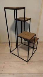 Xenos planten tafel, speakersteun, bijzettafel 2 stuks, Ophalen, Zo goed als nieuw