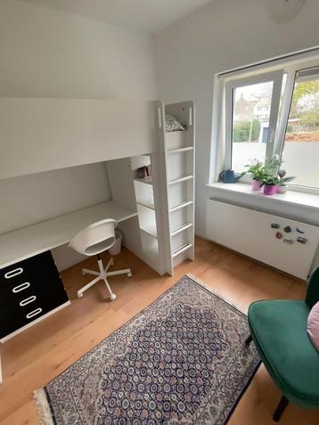 Hoogslaper, bureau, kast combinatie
