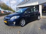 Toyota Auris 1.8 Full Hybrid Aspiration-Navigatie, Euro 5, Stof, Zwart, 4 cilinders