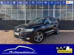 Volkswagen Tiguan 1.4 TSI Highline Business R-Line *Standkac, Auto's, Volkswagen, Stof, Zwart, 4 cilinders, 150 pk