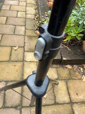 Prof. speaker statief K&M Konig Meyer (1) beschikbaar voor biedingen