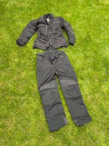 Motorjas + broek Dames beschikbaar voor biedingen