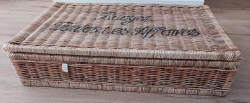 Riviera maison rattan vakkenmand  beschikbaar voor biedingen