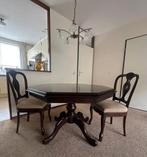 Mahonie houten 8-hoekige tafel met 2 stoelen – Engelse stijl, Huis en Inrichting, Tafels | Eettafels, Ophalen, Engelse / Victoriaanse stijl