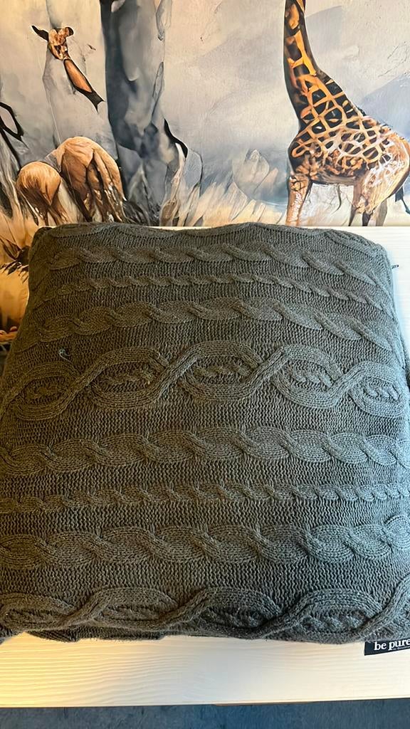 Be Pure kussen 50 x 50, Ophalen of Verzenden, Zo goed als nieuw, Vierkant