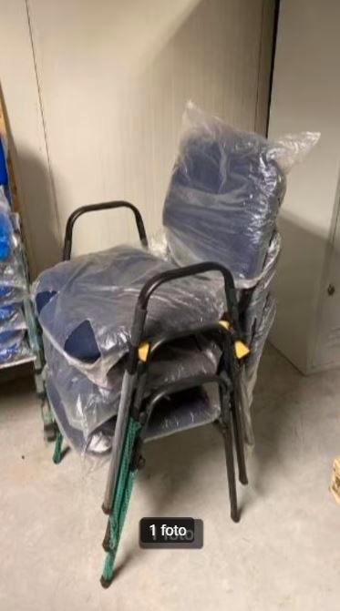 Milos Vergaderstoel Blauw, Huis en Inrichting, Stoelen, Gebruikt, Drie, Stof, Blauw, Ophalen of Verzenden