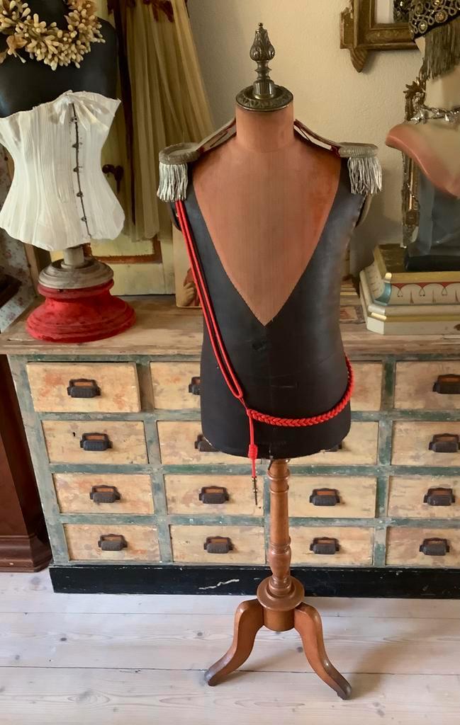 Antieke epauletten in doos napoleon paspop schouderstukken, Antiek en Kunst, Curiosa en Brocante, Ophalen of Verzenden