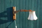 Vintage wandlamp, Gebruikt, Vintage, Hout, Ophalen of Verzenden