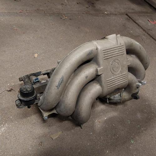 Bmw e30 325i, 325ix & e34 525i inlaatspruitstuk + injectoren, Auto-onderdelen, Motor en Toebehoren, BMW, Gebruikt, Ophalen of Verzenden