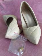 Mooie pumps, Pumps, Beige, Nieuw, Ophalen of Verzenden